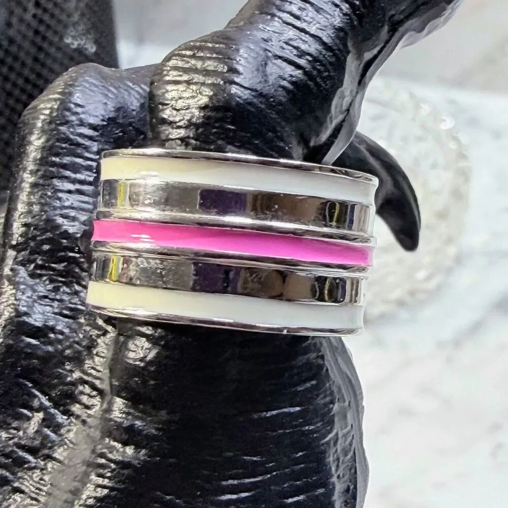 Vintage Lia Sophia Fast Track Cigar Band Ring Cream Pink Enamel Silvertone